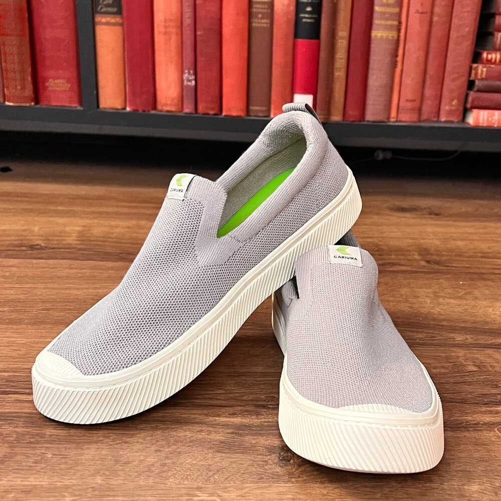 Cariuma Grey Knit Slip On Sneaker Sz M 10.5/ W 12